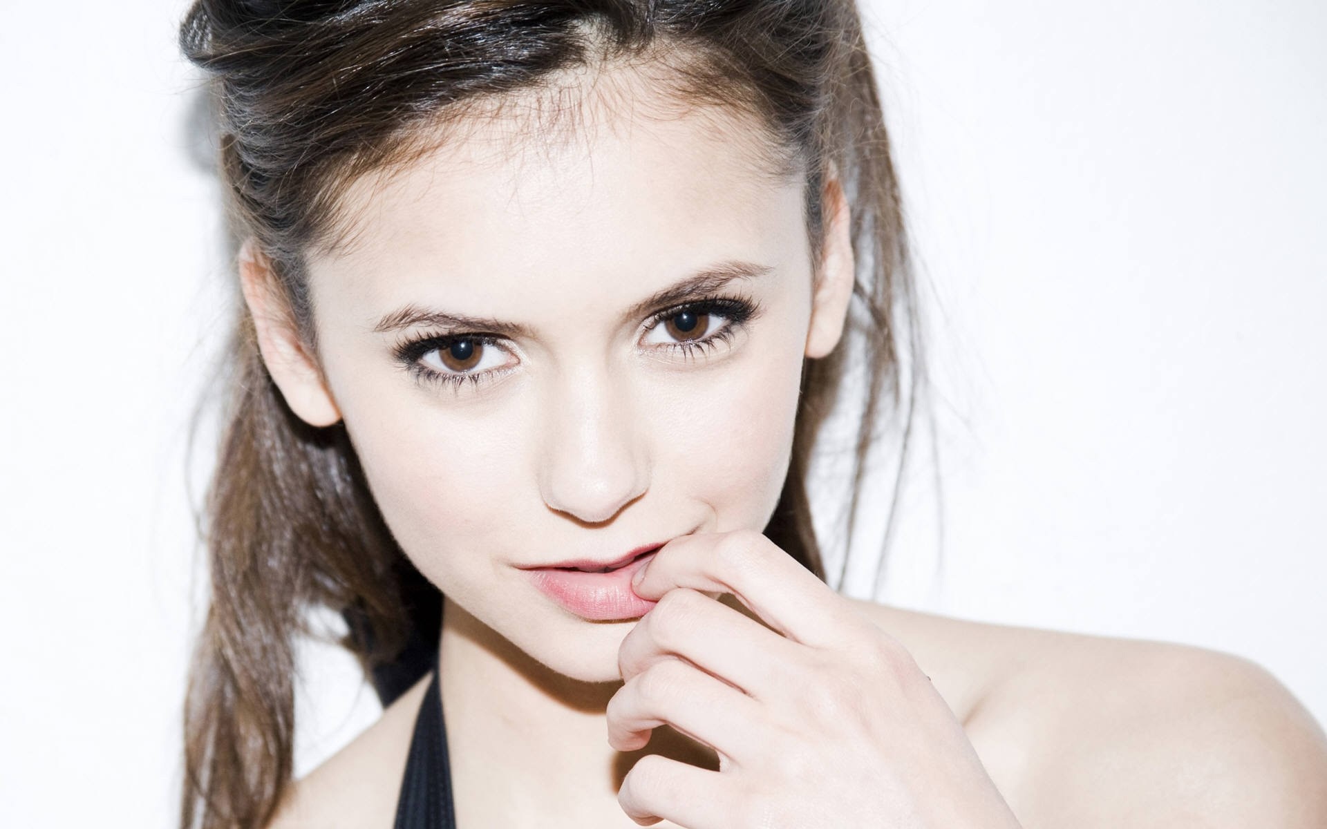 frau mode glamour sexy haut hübsch auge elegant porträt lippen niedlich junge haare