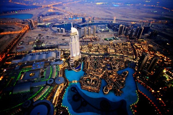Eine Stadt in den Vereinigten Arabischen Emiraten