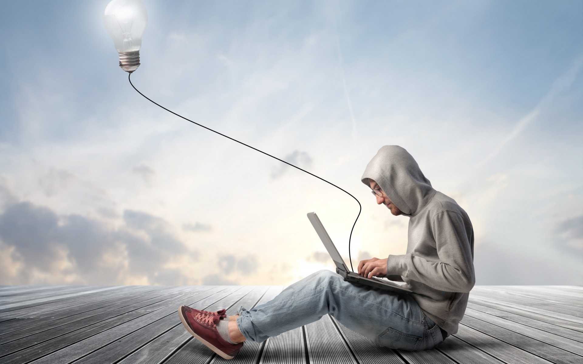 allein himmel mann im freien geschäft erwachsener energie natur technologie laptop fantasie aussenseiter