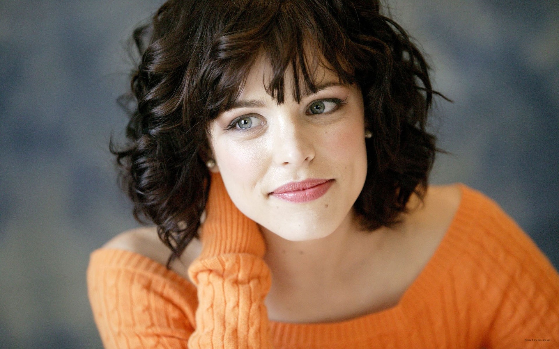 frau porträt mode ein hübsch mädchen erwachsener schön schauspielerin komö die hollywood