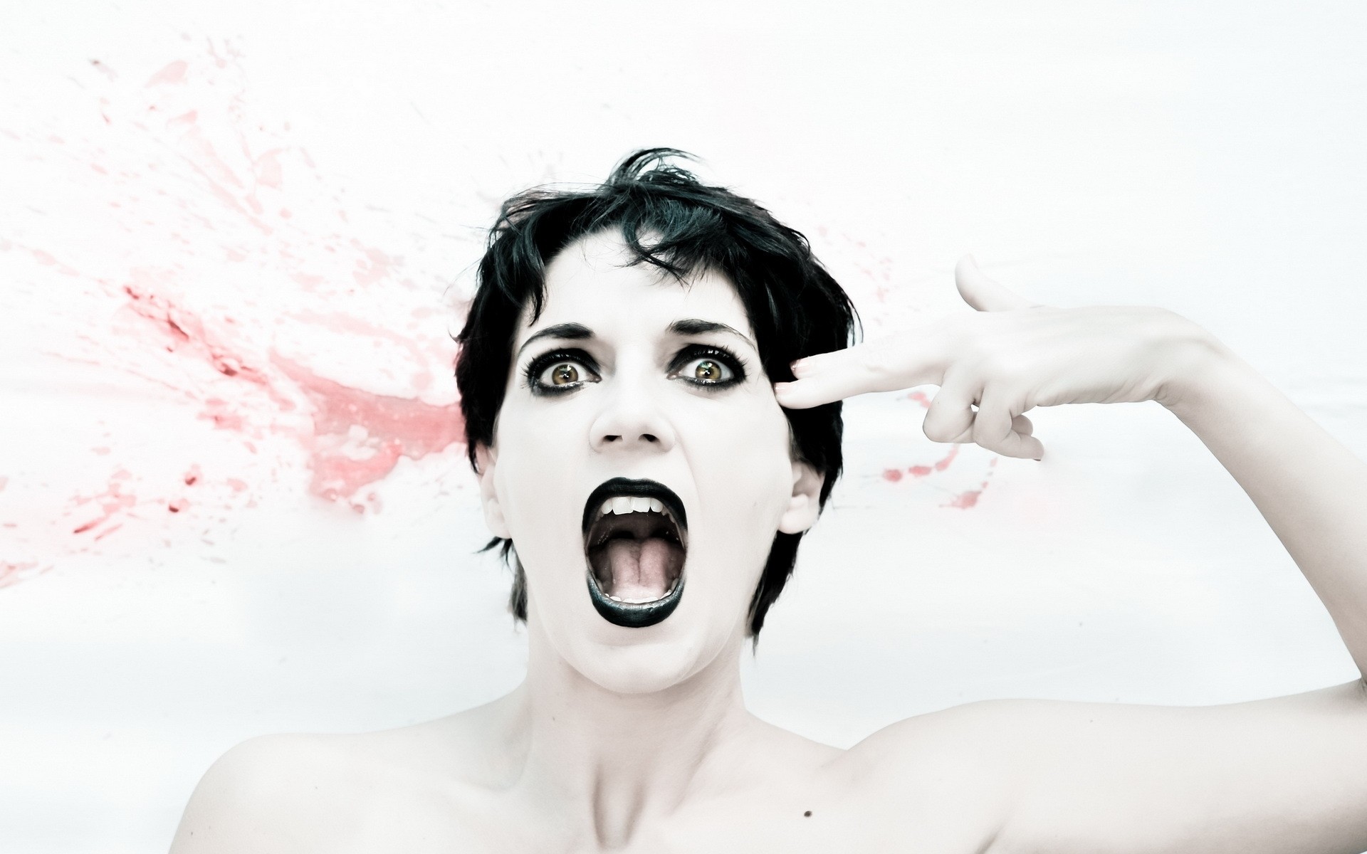 mädchen weiblich porträt jung mode gesicht schön erwachsene glamour modell brünette eine person situation frau unter schock schockiertes gesicht