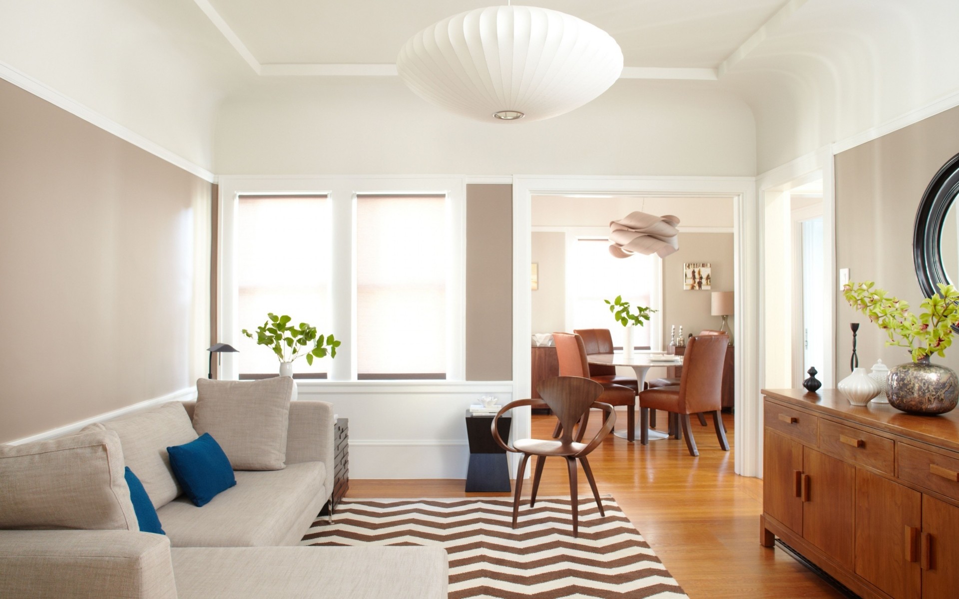 zimmer möbel drinnen sofa platz stuhl tabelle innenarchitektur boden fenster teppich modern haus zuhause familie lampe wohnung luxuriös geräumig decke wohnzimmer wohnzimmer