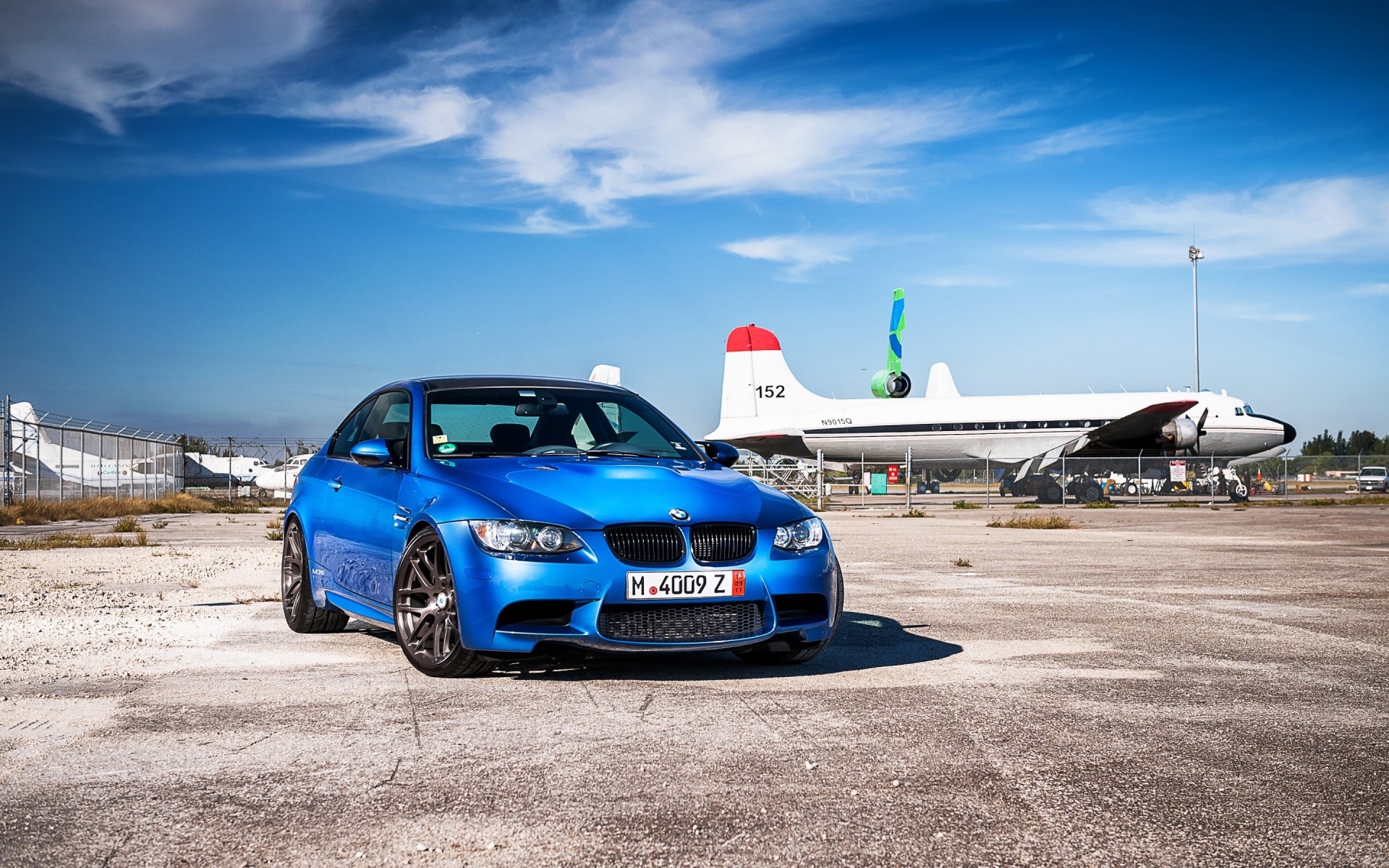 bmw auto fahrzeug transportsystem motor antrieb schnell asphalt reisen geschwindigkeit bmw m3