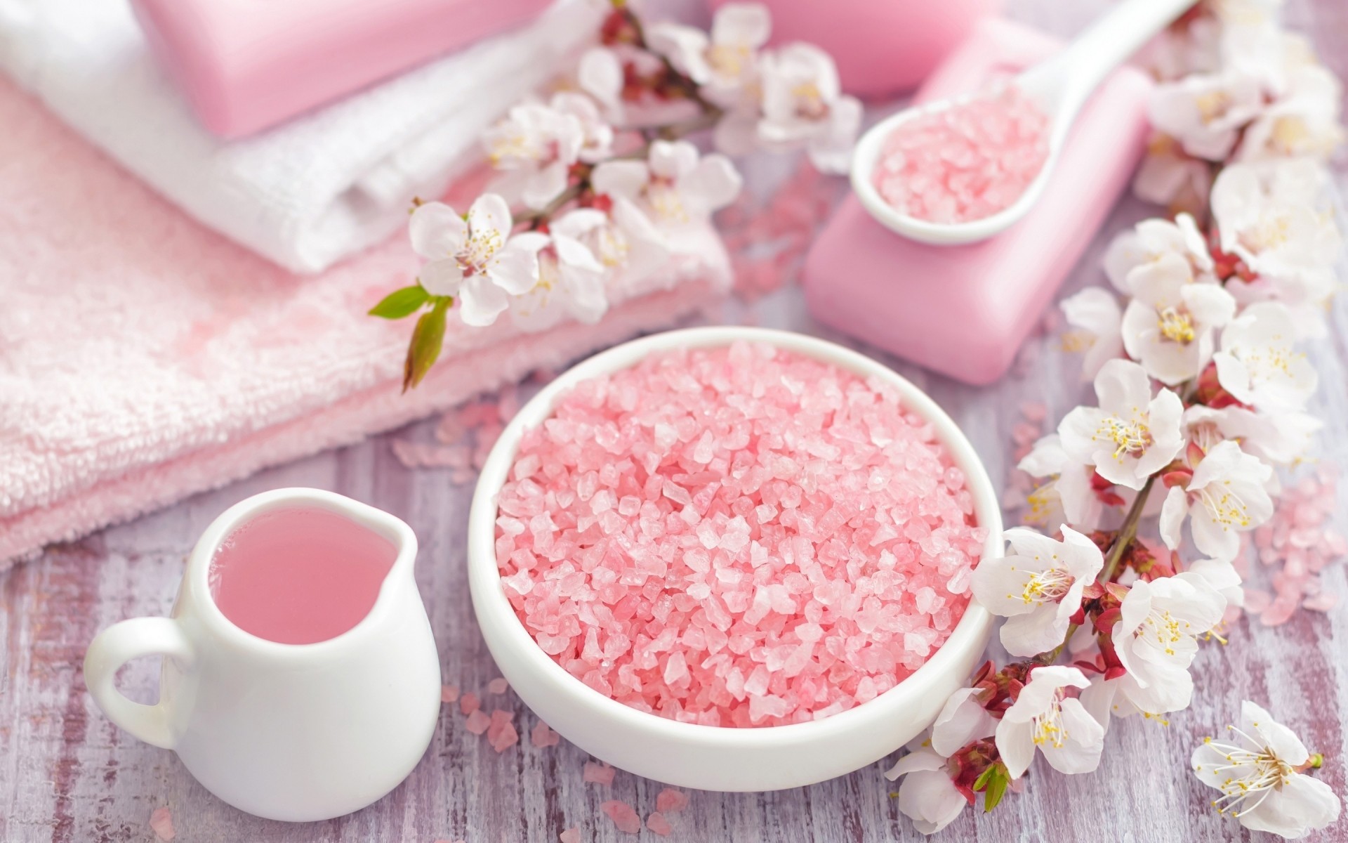 behandlung blume entspannung aromatherapie gesundheit pflege gesund luxus parfüm frühstück therapie bad hygiene essen sauber massage frühlingsblumen meersalz spa rosa