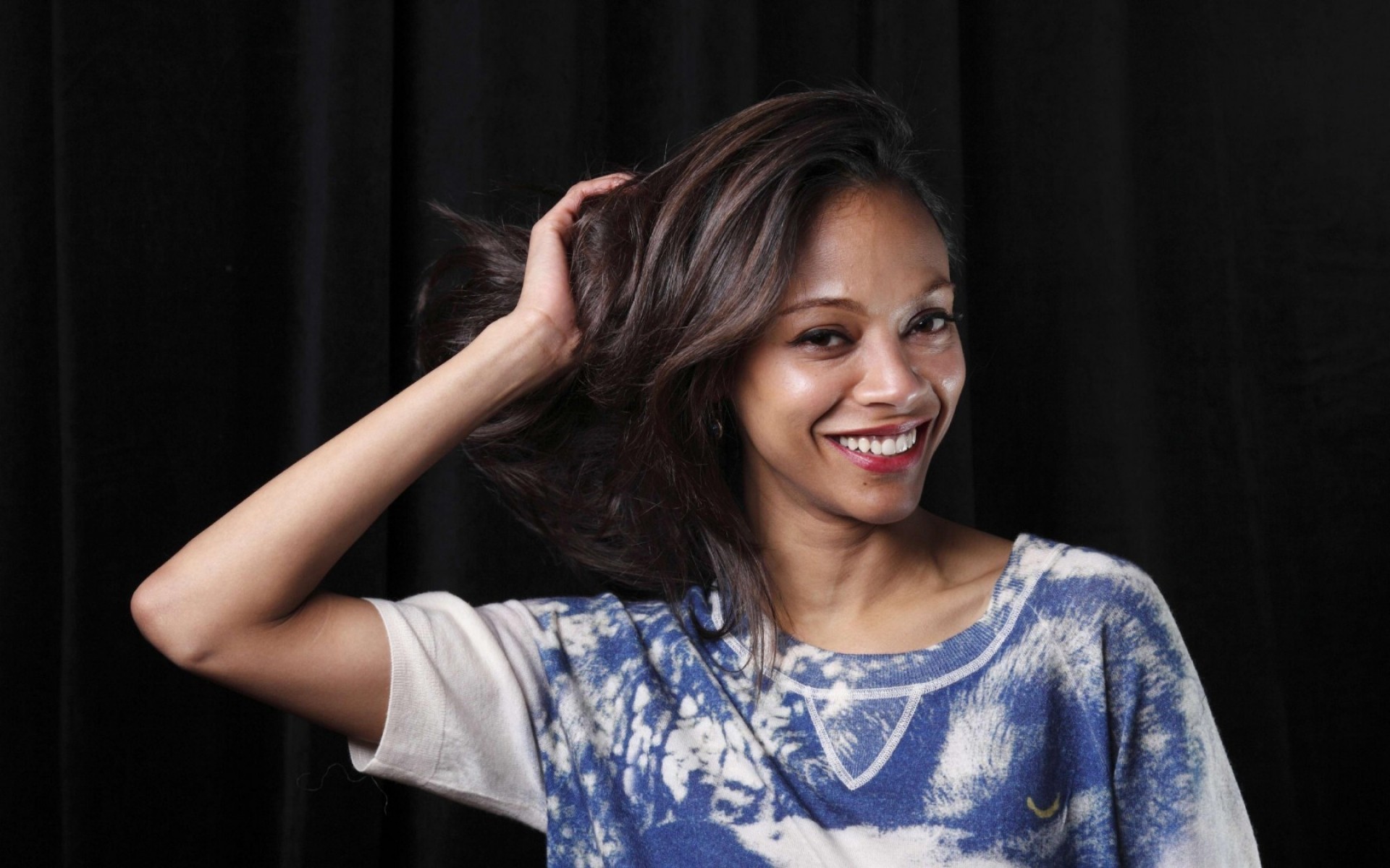 frau porträt mode ein mädchen erwachsener tragen hübsch schauspielerin