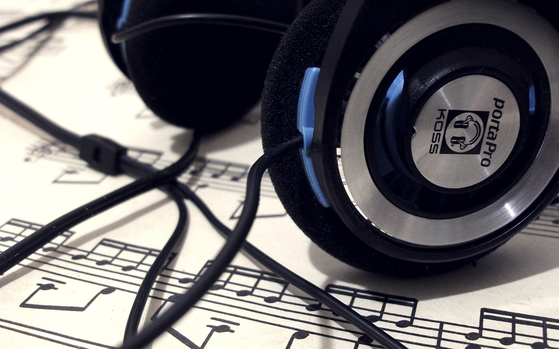 technologie sound hardware elektronik business musik stereo computer dj disco notizen