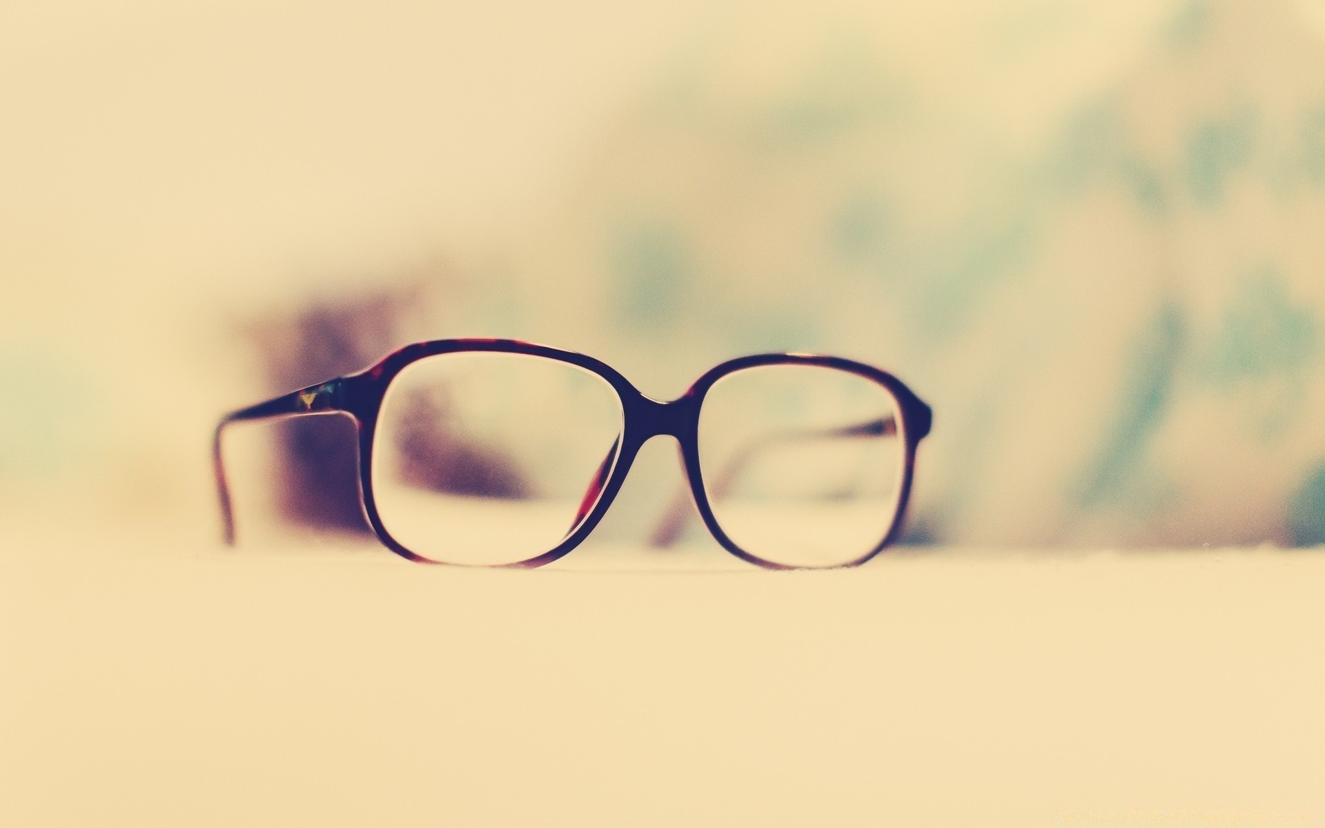 vintage brille brille objektiv sonnenbrille vision vision desktop zubehör schließen reflexion uv-licht farbe modisch tragen spektakel brille schutz schatten modern sonne