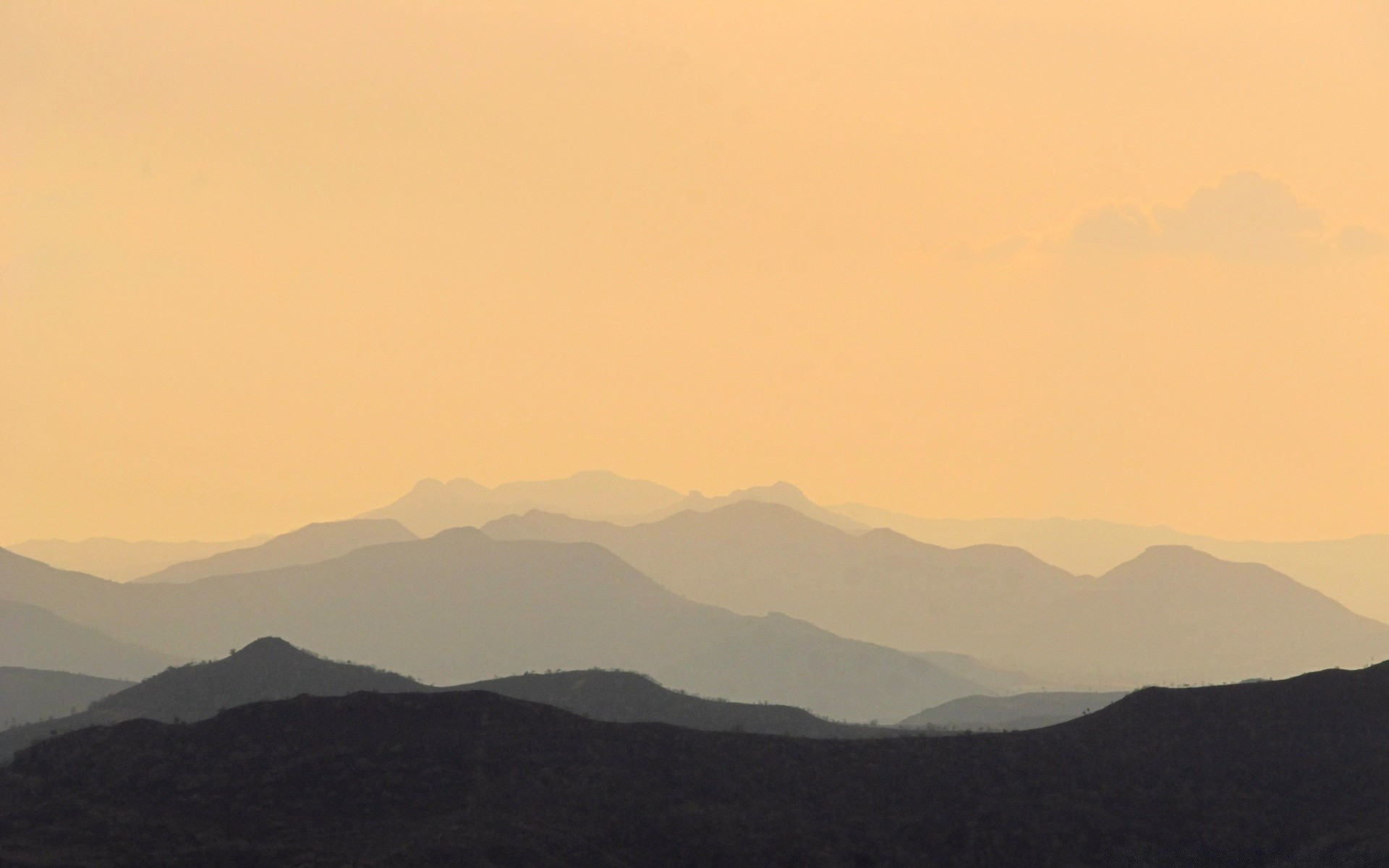 jahrgang nebel berge sonnenuntergang landschaft morgendämmerung nebel reisen himmel tageslicht abend im freien licht
