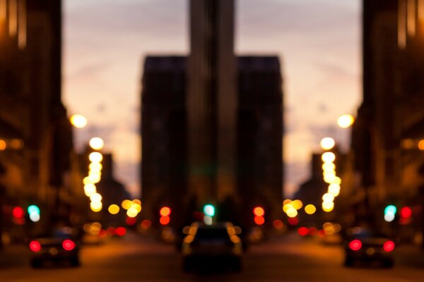 Stadtlicht der verschwommenen Straße