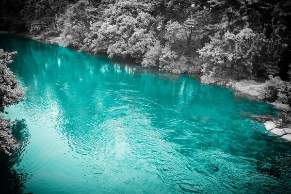 Ruhe blaues Wasser unter Wasser