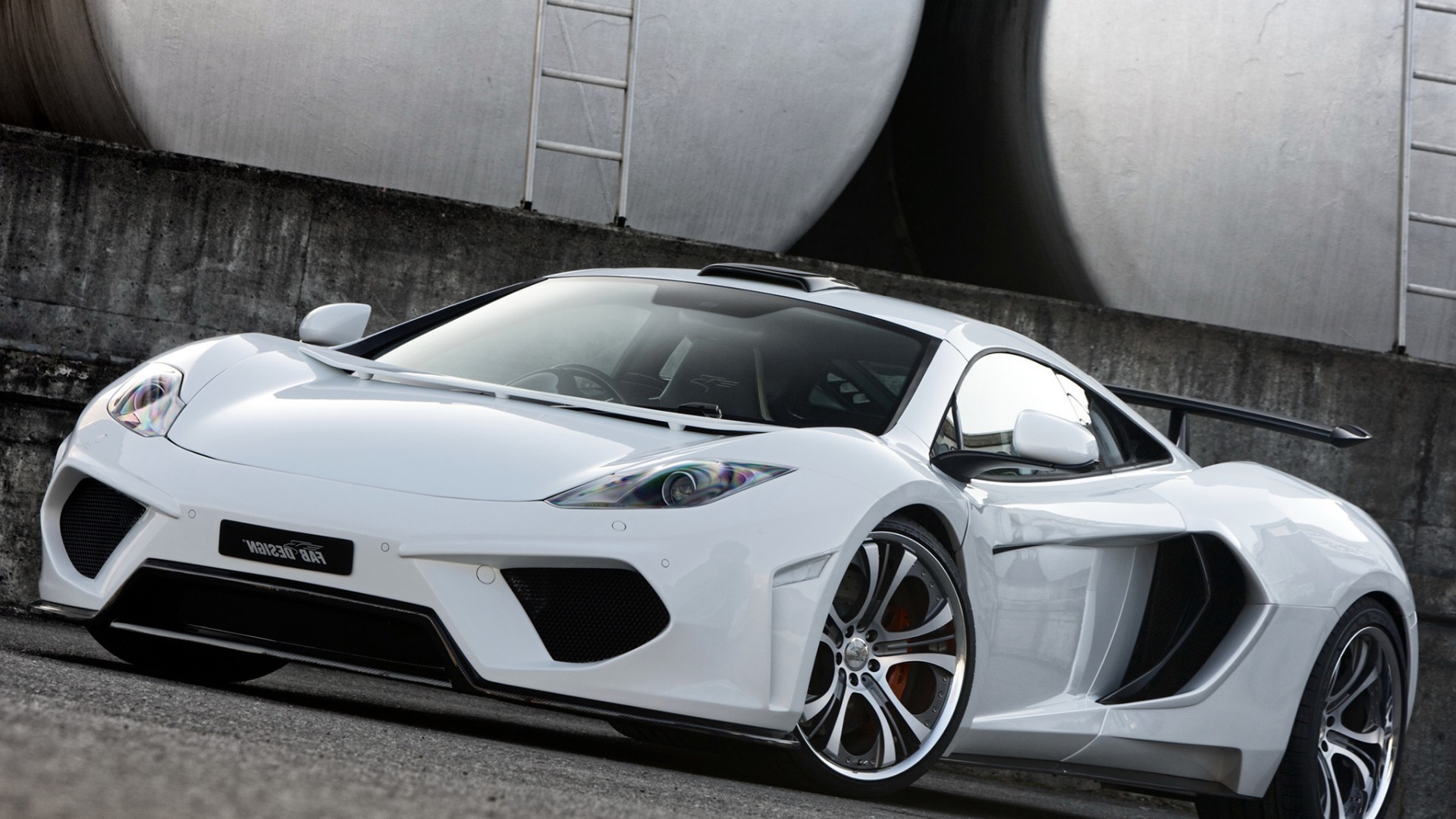 auto fahrzeug transportsystem räder antrieb automobil schnell rennen coupé geschwindigkeit limousine