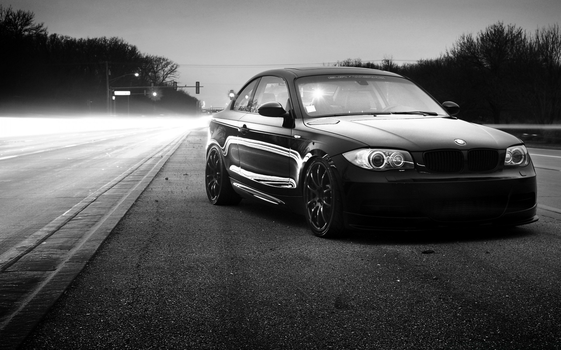 andere geräte auto pflaster asphalt schwarz auto monochrom transportsystem beeilen sie sich mittags räder automobil straße straße