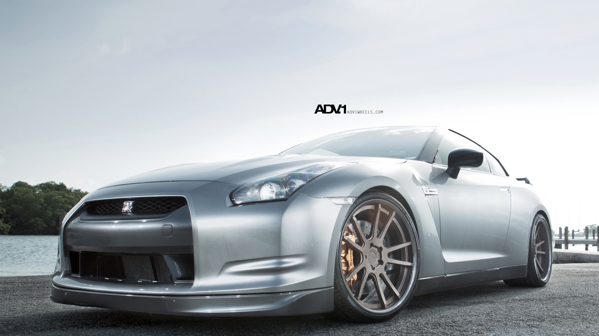 andere geräte auto auto räder antrieb automobil transportsystem schnell coupe chrom motorhaube limousine asphalt cabrio bürgersteig beeilen sie sich schwarzwild geschwindigkeit reifen klassisch